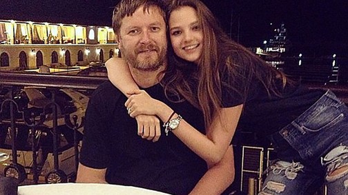 A világelső teniszező lánya életveszélyeben volt anorexia miatt, most modellként debütálhat Londonban