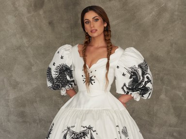 Radics Gigi csókolózós fotójából csak úgy árad a szerelem, ez a sármos férfi az énekesnő új párja