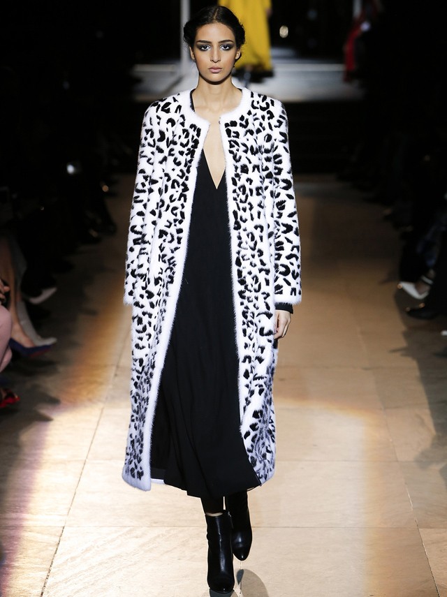 Csaknem 40 után leköszön a divattervező-legenda