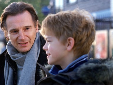 Emlékszel még a kisfiúra az Igazából szerelemből? Most feleségül vette gyönyörű menyasszonyát