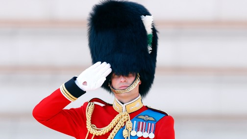 Így reagált Vilmos herceg, mikor elájult egy brit katona