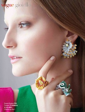 Gáll Franciska először a Vogue magazinban!