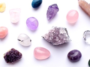 Válassz egy ásványt, és a színe elárulja majd, milyen életterületed van bajban