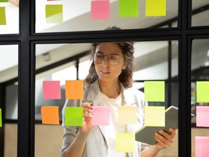 5 bevált gyakorlat, ami valósággal felpörgeti az agyműködésed, és még a memóriád is szárnyra kap tőle