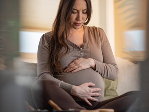 A kérdés, amitől leginkább retteg egy nő szülés előtt: ugye nem lesz gátmetszés?