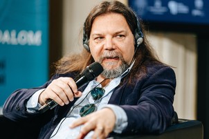 Matteo Strukul: „Mikor írok, azokról a nőkről beszélek, akikre ma már nem is emlékszünk" 