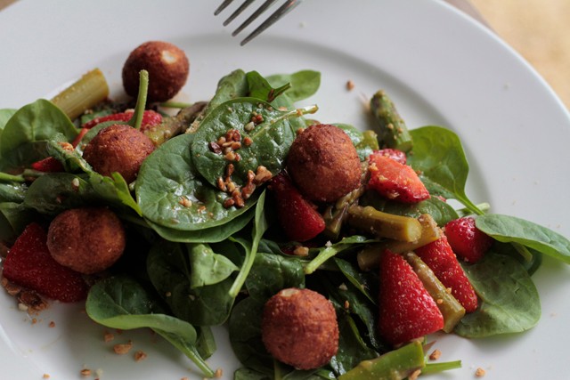 Végre élvezheted a Városmajor aranyos kis parkjának szuper éttermét!