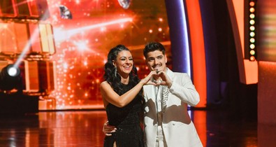 Marics Peti és Stana Alexandra felrobbantották a Papp László Aréna színpadát