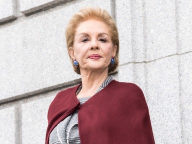 8 lehengerlő fotó a 87 éves Carolina Herrera divattervezőről, aki megmagyarázhatatlanul jó formában van