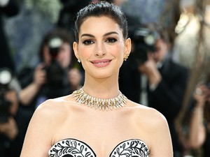 Komoly egészségügyi problémájáról vallott Anne Hathaway, megdöbbentő nyilatkozatot tett a színésznő