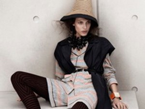 Gyönyörű cipők, táskák, ékszerek a Marni at H&M kollekcióból - árakkal