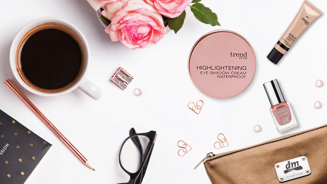 E nélkül egy nő sosem hagyja el a lakását