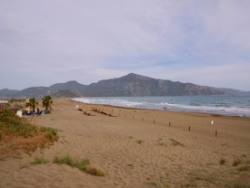 İztuzu Beach, ahol a Dalyan-folyó a lagúnarendszeren keresztül éri el a Földközi-tengert