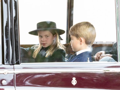 György herceg nem utazhat egy repülőn a saját apjával, és nem ez az egyetlen kőkemény szabály, ami a gyerekekre vonatkozik