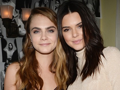 Cara Delevingne és Kendall Jenner a legcukibb barátnős képet osztották meg
