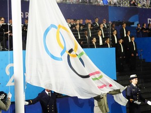 Bődületes hibát vétettek az olimpia megnyitóján: az egész világ láthatta a kínos jelenetet