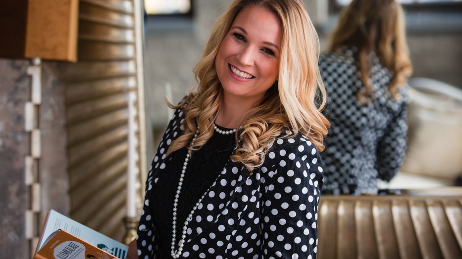 Stresszmentes karácsony: ünnepi etikett és tanácsok Veszelszki Ágnestől