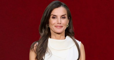 Letícia spanyol királyné nyári ruhája az egyik legszebb darab, amit láttunk: káprázatosan festett a Carolina Herrera kreációban