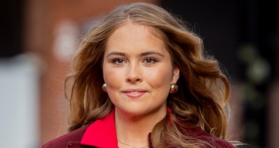 Katalin Amália hercegnő édesanyja tiarájában pompázott, lélegzetelállítóan festett a trónörökös