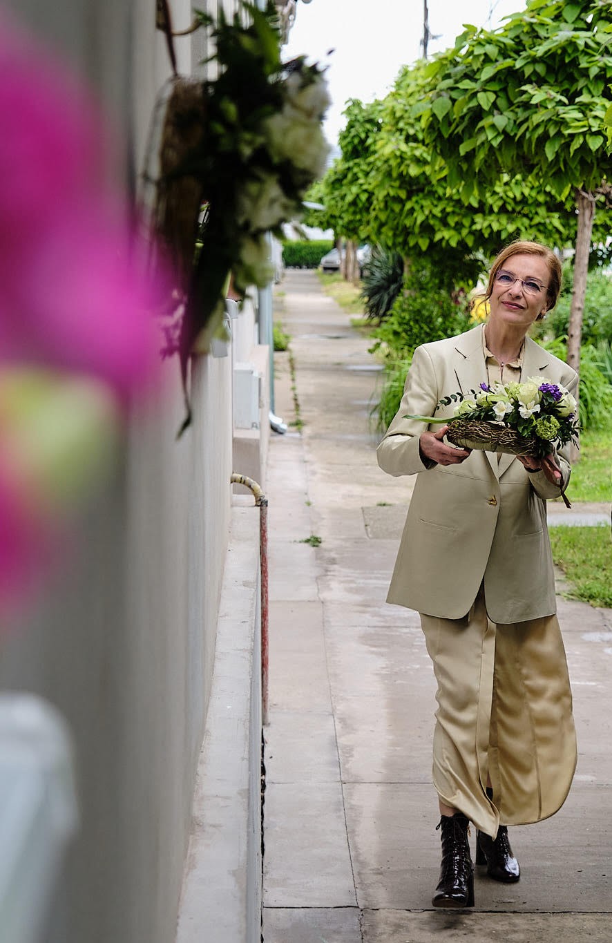 Kováts Adél AERON ruhában vette át a Práger Antal díjat