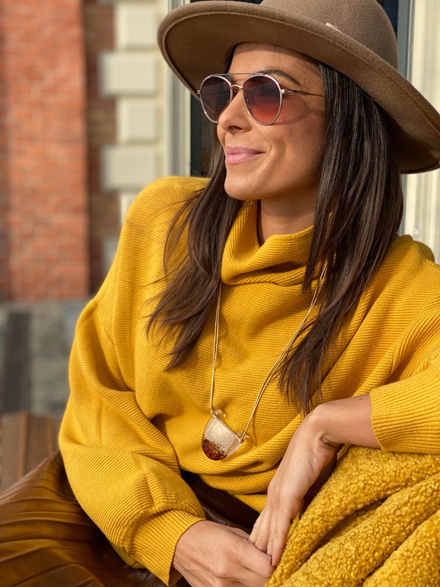 Molnár Andi bevetette a szezon legnagyobb trendjének számító szoknyát