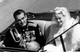 Grace Kelly és III. Rainier monacói herceg 1955-ben ismerkedtek meg egymással, majd titokban levelezni kezdtek. Egy évvel később összeházasodtak és a világ egyik leghíresebb párjává váltak. 