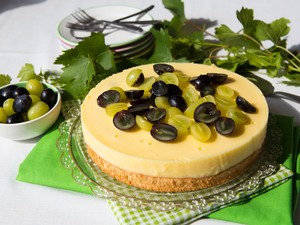 Igazi őszi édesség: fehér boros mousse torta szőlővel