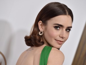 Lily Collins menyasszonyi ruháját még a hercegnők is megirigyelnék: mesebeli csoda