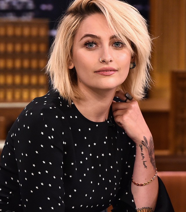 Paris Jackson úgy énekel, mint édesapja ebben a videóban