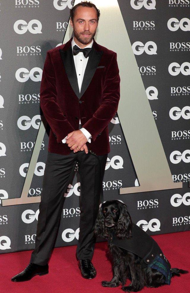 Kate Middleton jóképű öccse kutyusával érkezett a vörös szőnyegre, és ez a legcukibb dolog ma