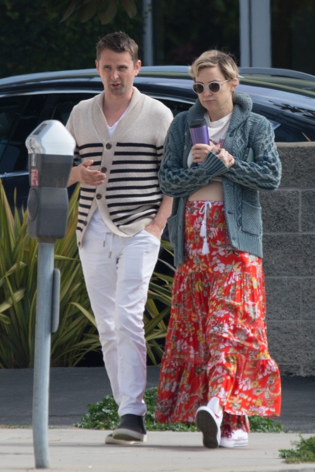 A terhes Kate Hudson együtt lógott az exével, és nincsen ebben semmi különös