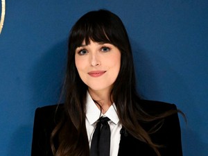 Dakota Johnson egy igazi stíluskirálynő: megint zseniális szettben