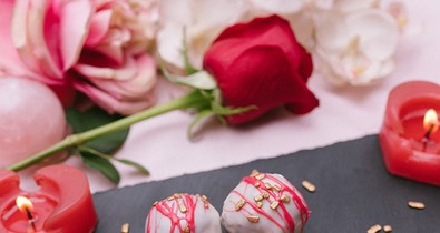 Tárt karokkal vár a Vas Manci Valentin-napkor is