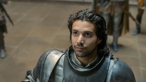 „Felszabadító volt páncél nélkül játszani”, árulta el a Sárkányok háza sztárja