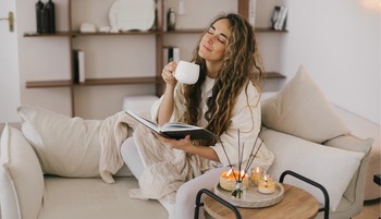Imádod, ha finom illat lengi be az otthonod? Akkor figyelj, mert most Rituals illatgyertyát nyerhetsz!