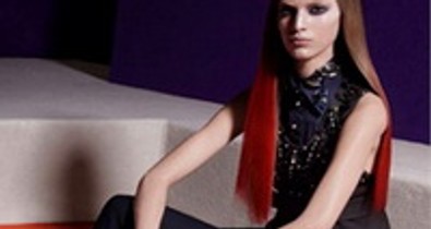 Óriási modellsiker! - Axente Vanessa a Prada őszi-téli kampányában