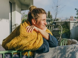 Igen, ez komoly: Ez történik a testeddel reggel 15 perc napfény hatására