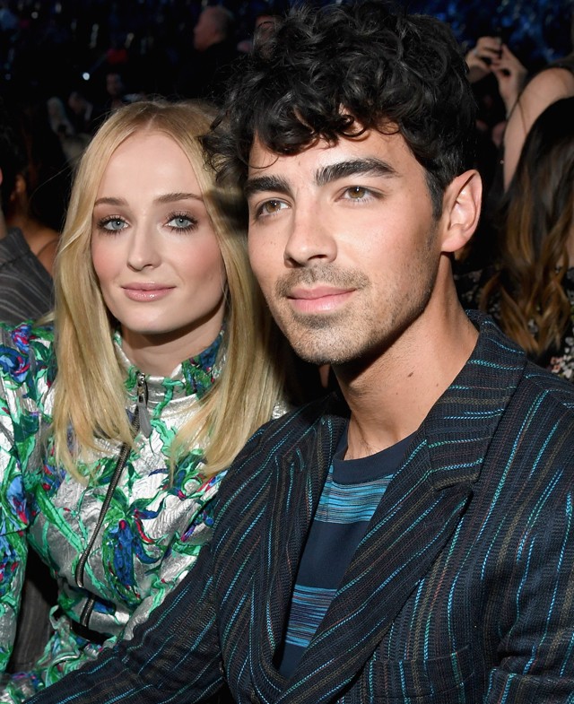 Joe Jonas és Sophie Turner összeházasodtak egy titkos Las Vegas-i esküvő keretein belül