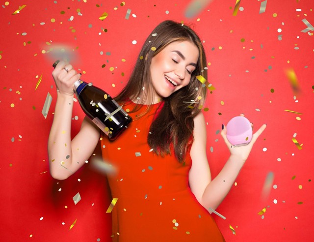 Ezek az alkoholos italok a legrosszabbak a bőrnek