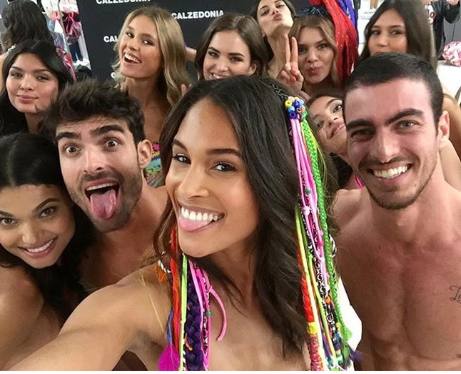 calzedonia, bikini, fehérnemű, fürdőruha, bemutató, show, cindy bruna, mrs fusetti, interjú