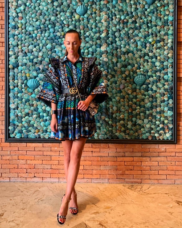 Lassu Nelli szerint az öltözködésbe is kell egy kis humort csempészni, meg is tette