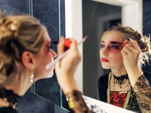 3 kreatív sminkötlet Halloween-re, amit nagyon egyszerű elkészíteni