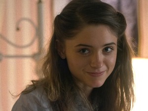 A Stranger Things színésznője elragadóan bájos volt a premieren