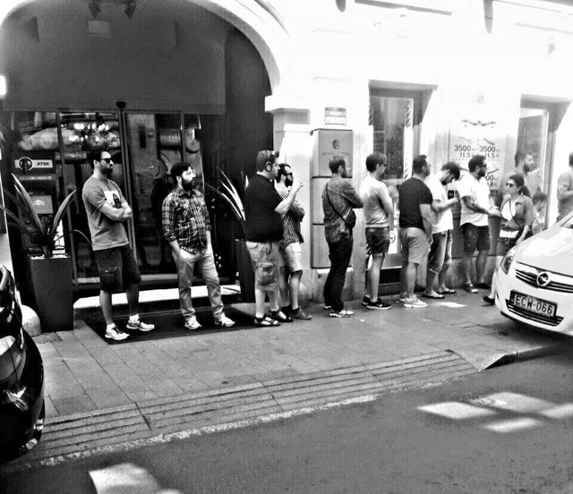 No Ladies! No Photo! Belestünk a hipszter férfiklubba