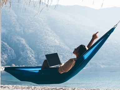 A csapból is az folyik, hogy pihenjünk többet, de tudjuk egyáltalán, hogy kell?