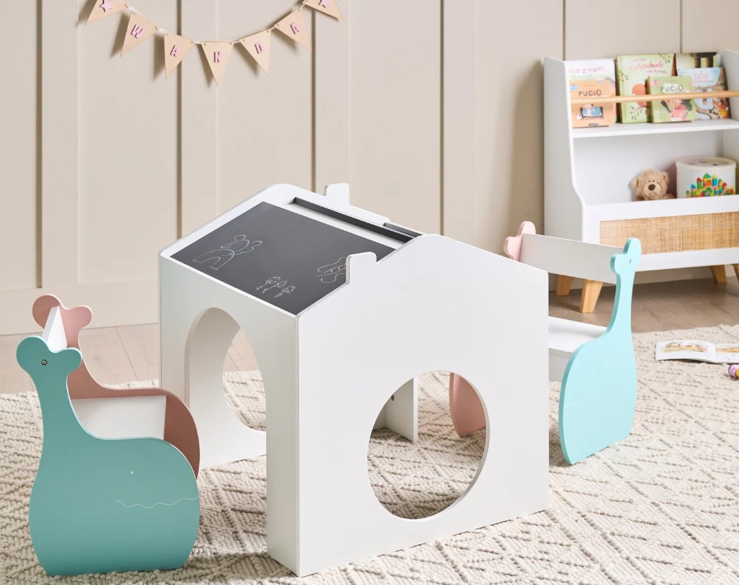 Gyerekasztal székekkel, BELIANI - 20% kedvezmény minden 180 000 Ft feletti vásárláshoz a GLAMOUR-napok X-Mas Week ideje alatt