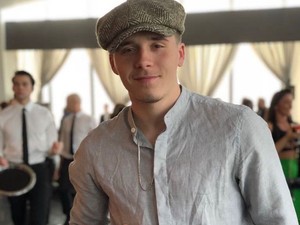 Brooklyn Beckham most épp három modellel randizik egyszerre!