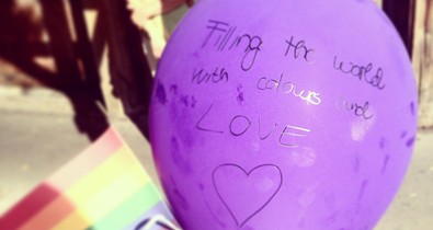 Melegnek lenni nem érdem