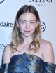 Sydney Sweeney 2018. január 11-én West Hollywoodban tündökölt az Image Makers Awards vörös szőnyegén. Váll nélküli, virágmintás ruhájában igazán bájos és elegáns volt.