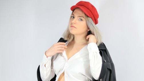 A szoknya, ami azonnal levette aZorkát a lábáról